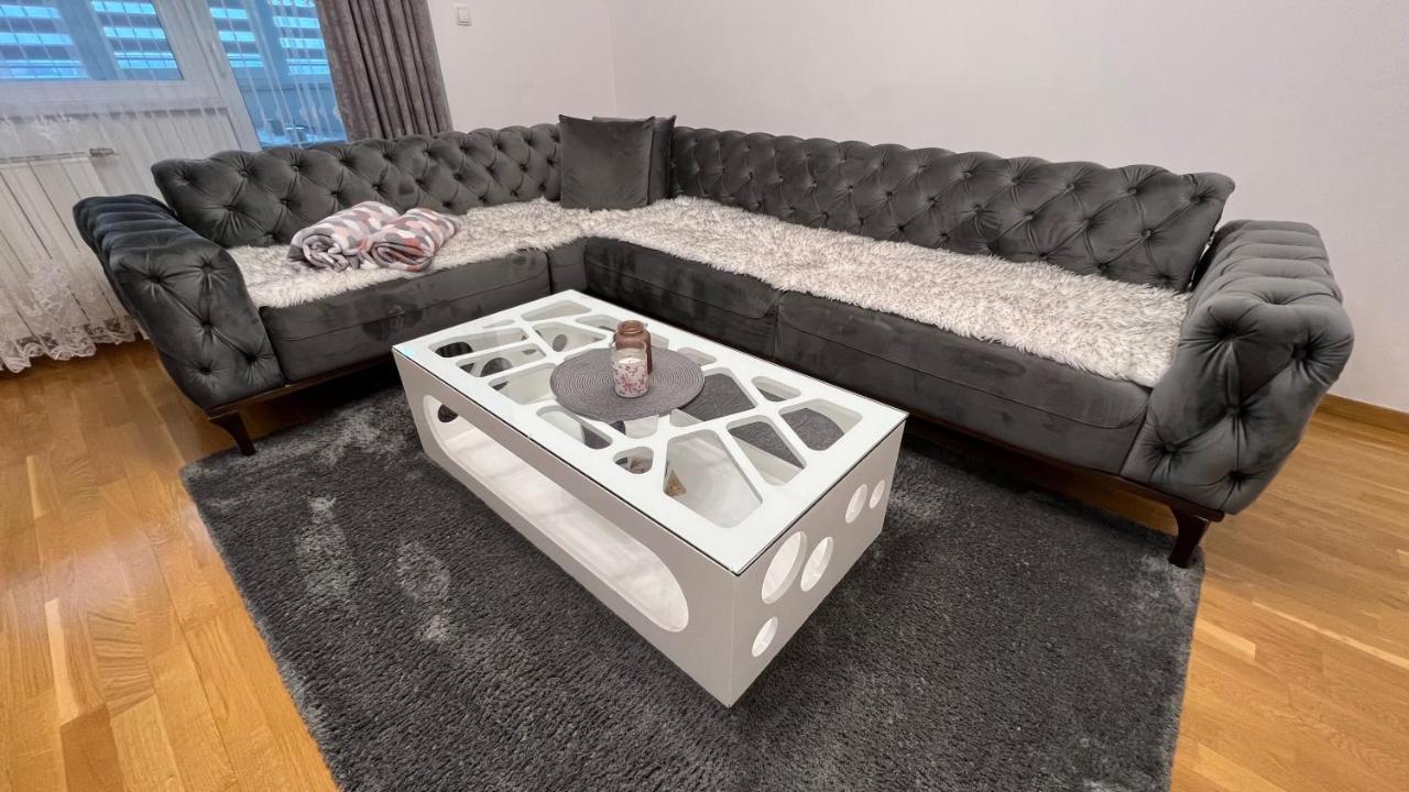 apartman nejra Tuzla Zewnętrze zdjęcie
