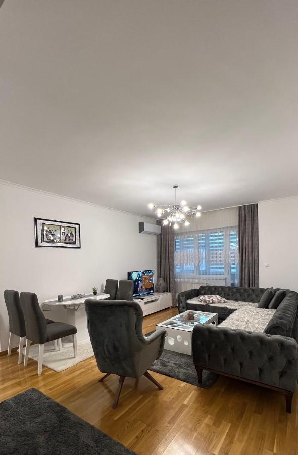 apartman nejra Tuzla Zewnętrze zdjęcie